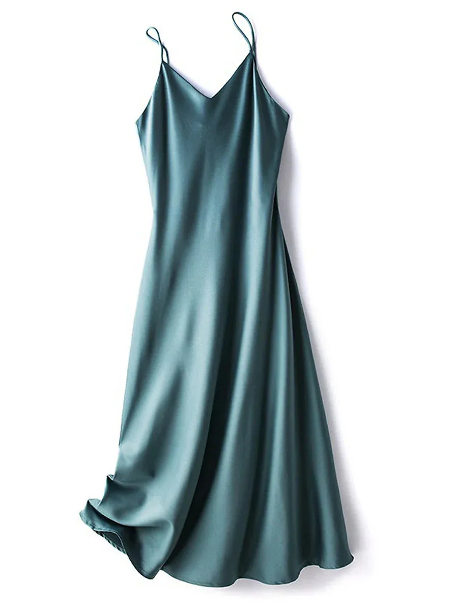 Elegant Silk Nightdress with Adjustable Shoulder Straps